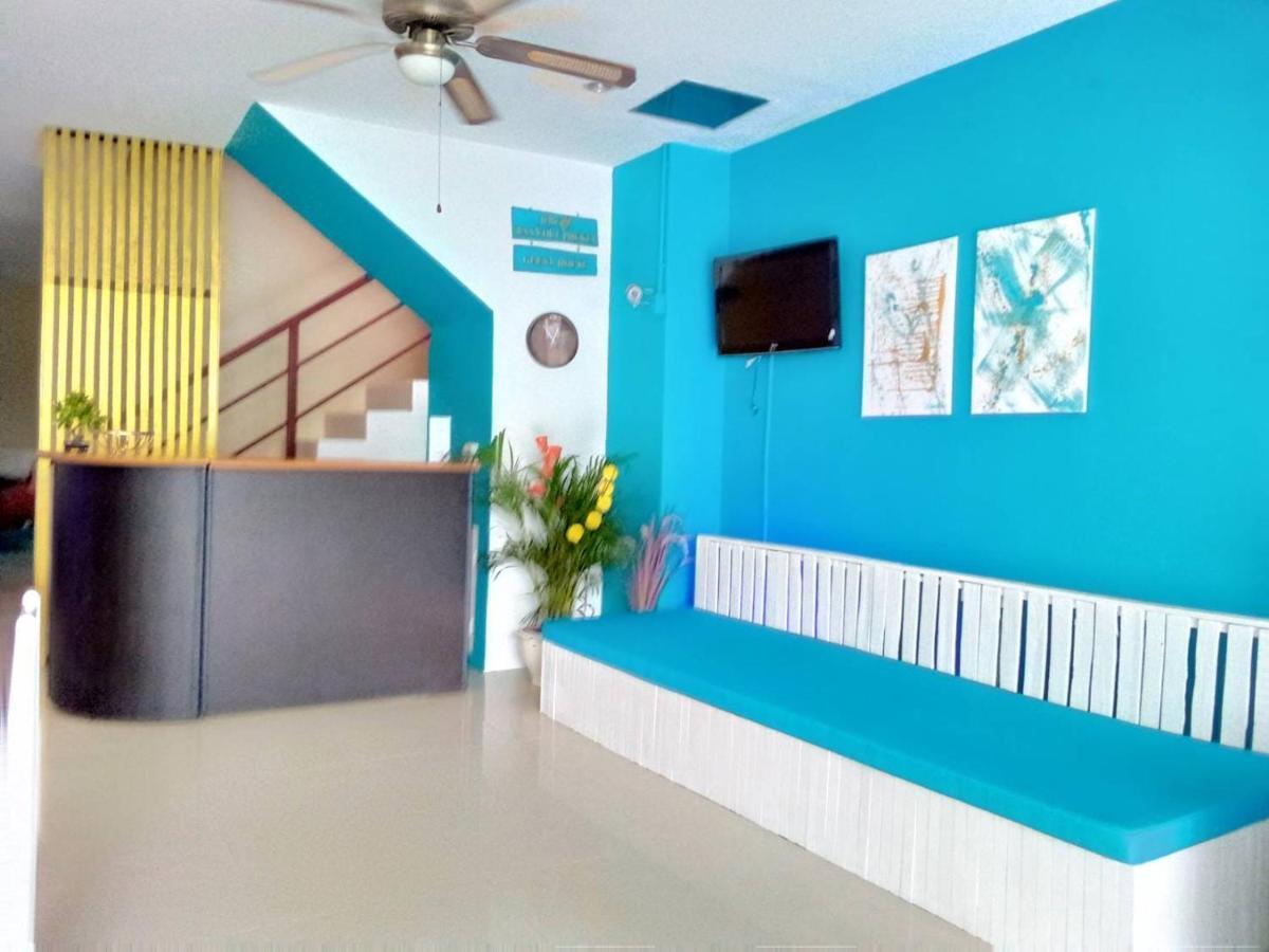 Baan Oui Guest House - Nai Harn Phuket Exterior photo