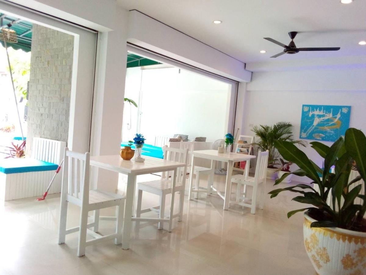 Baan Oui Guest House - Nai Harn Phuket Exterior photo