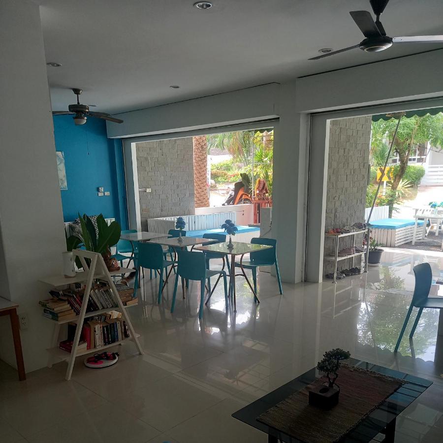 Baan Oui Guest House - Nai Harn Phuket Exterior photo